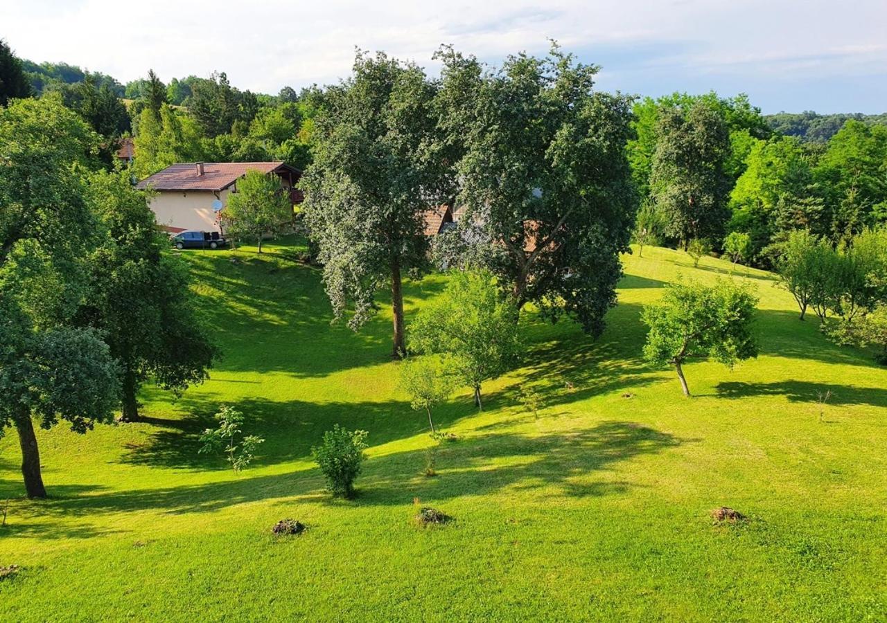 Green Eden Gornji Zvecaj ภายนอก รูปภาพ